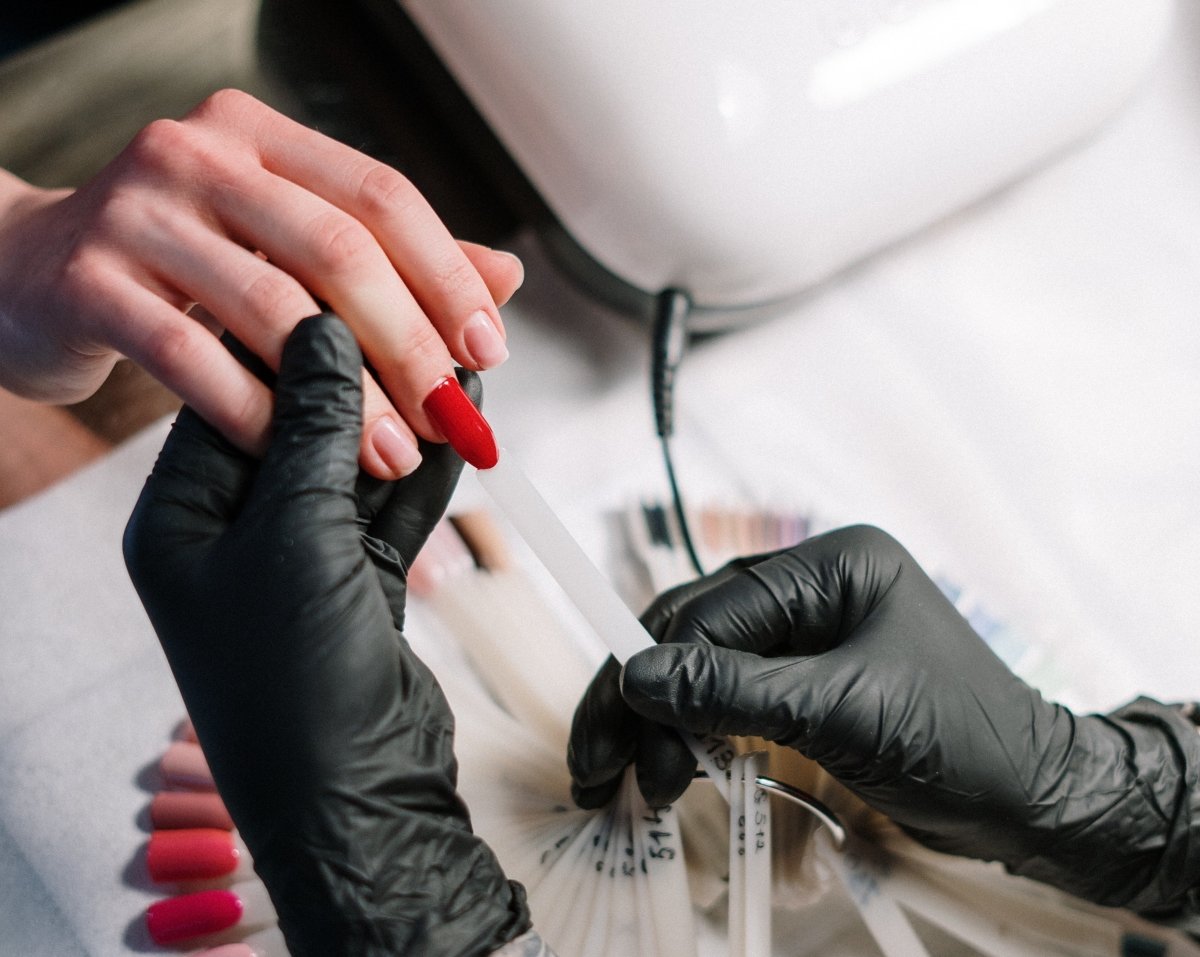 5 Secrets Every Successful Nail Technician Knows - Pottle